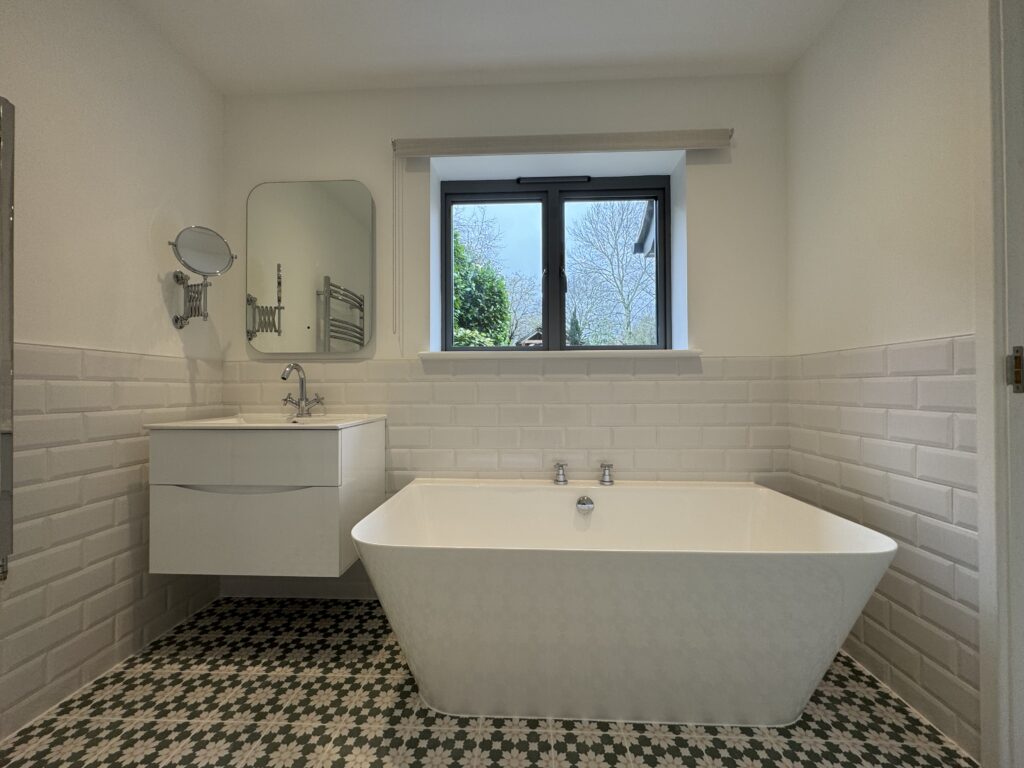 Rogate Construction - Bathroom refit in Four Marks