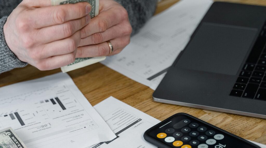 Rogate Construction - How Do You Pay for a Building Project?