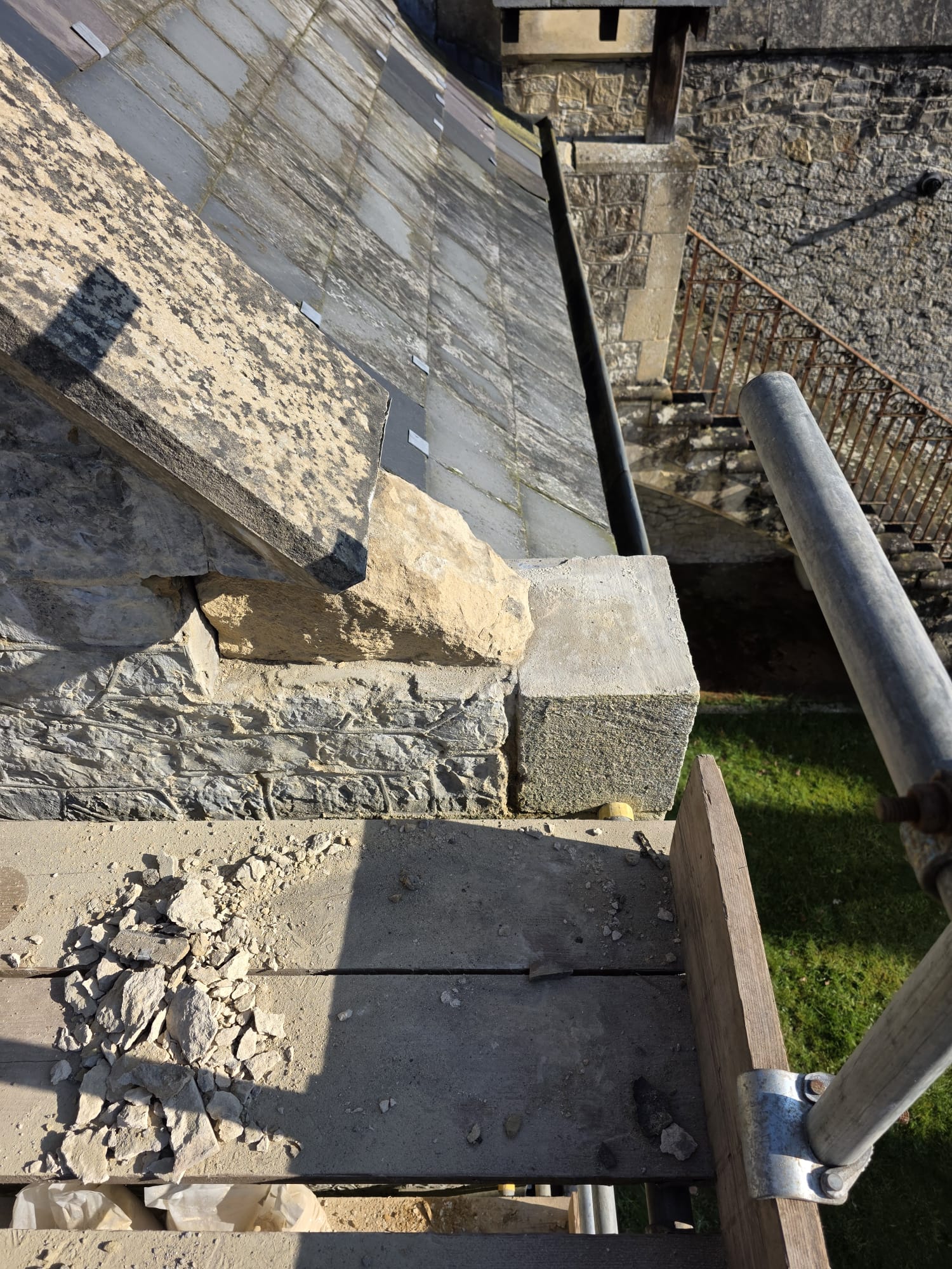 Rogate Construction - External Façade Restoration, Lime Repointing & Internal Damp Remedial Works